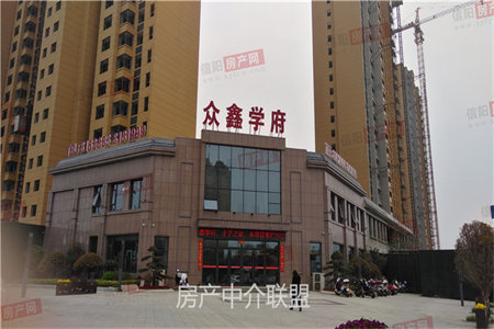 春秋阁北区4室1厅1卫96m2102万出售